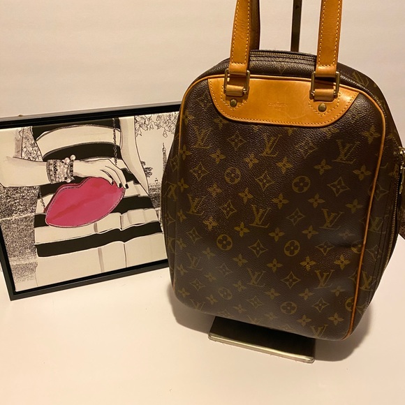 🚫SOLD🚫 Louis Vuitton Excursion Monogram Bag - Picture 2 of 11